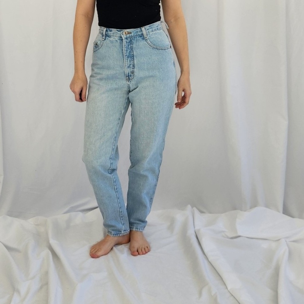 90s Light Wash Relaxed Fit Mom‎ Jeans